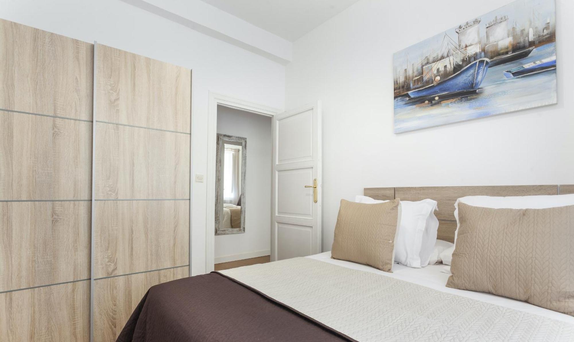 Artes Exclusive En Madrid Apartment Exterior photo